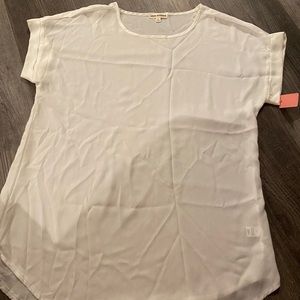 Zenana outfitters size large shirt NWT